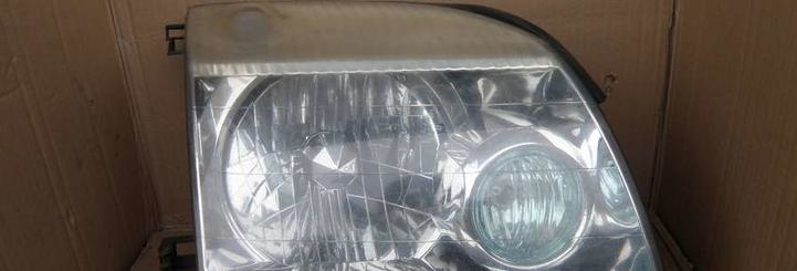 Фара правая Nissan X-Trail (T30) Фара правая Nissan X-Trail (T30)